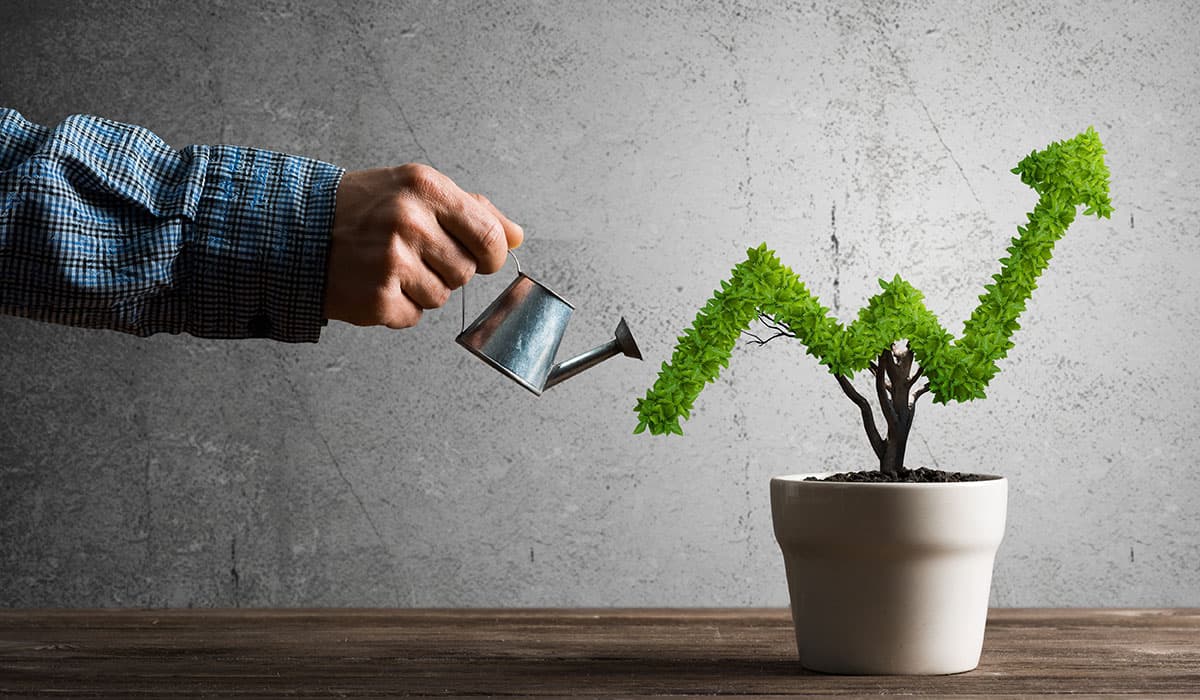 From Growth to Great: 5 Strategies to Transform Contacts into Impactful Stakeholders